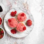 Easy Strawberry Desserts with Few Ingredients